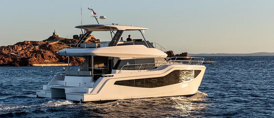 Aquila Yachts: The Perfect Low-Draft Yacht for Exploring Pensacola’s Bays